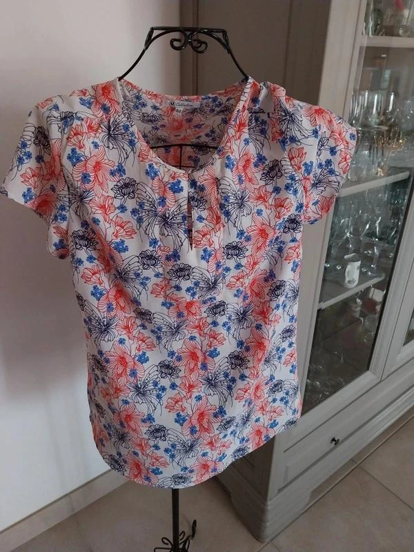 🌸 Jolie tunique fleurie Esprit estival 🌸
